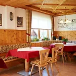 Lantgård Fruehstueckspension Klockhof